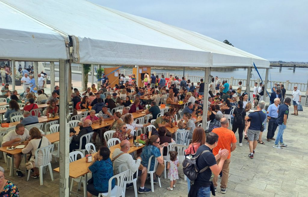 Carpa Gastronómica da XXXI Festa do Mexillón e o Berberecho